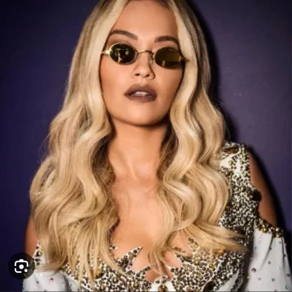 Roberi & Fraud “Doris” Sunglasses Gold - Picture 1 of 8